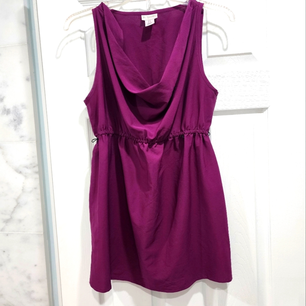 Motherhood Maternity Top | Scallop Neckline | Pretty Color | Comfortable